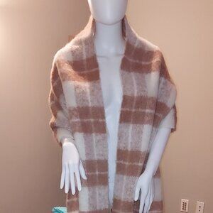 NWOT Steven Madden Scarf